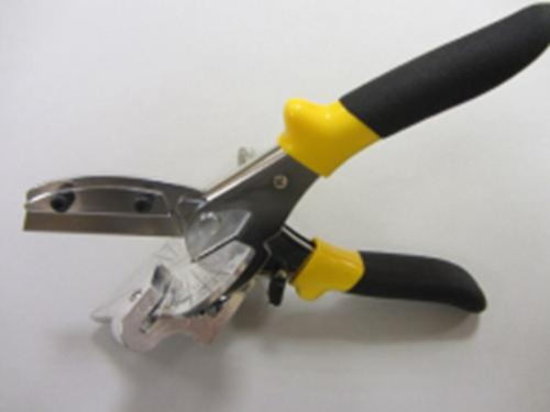 ADJUSTABLE MITRE SHEAR